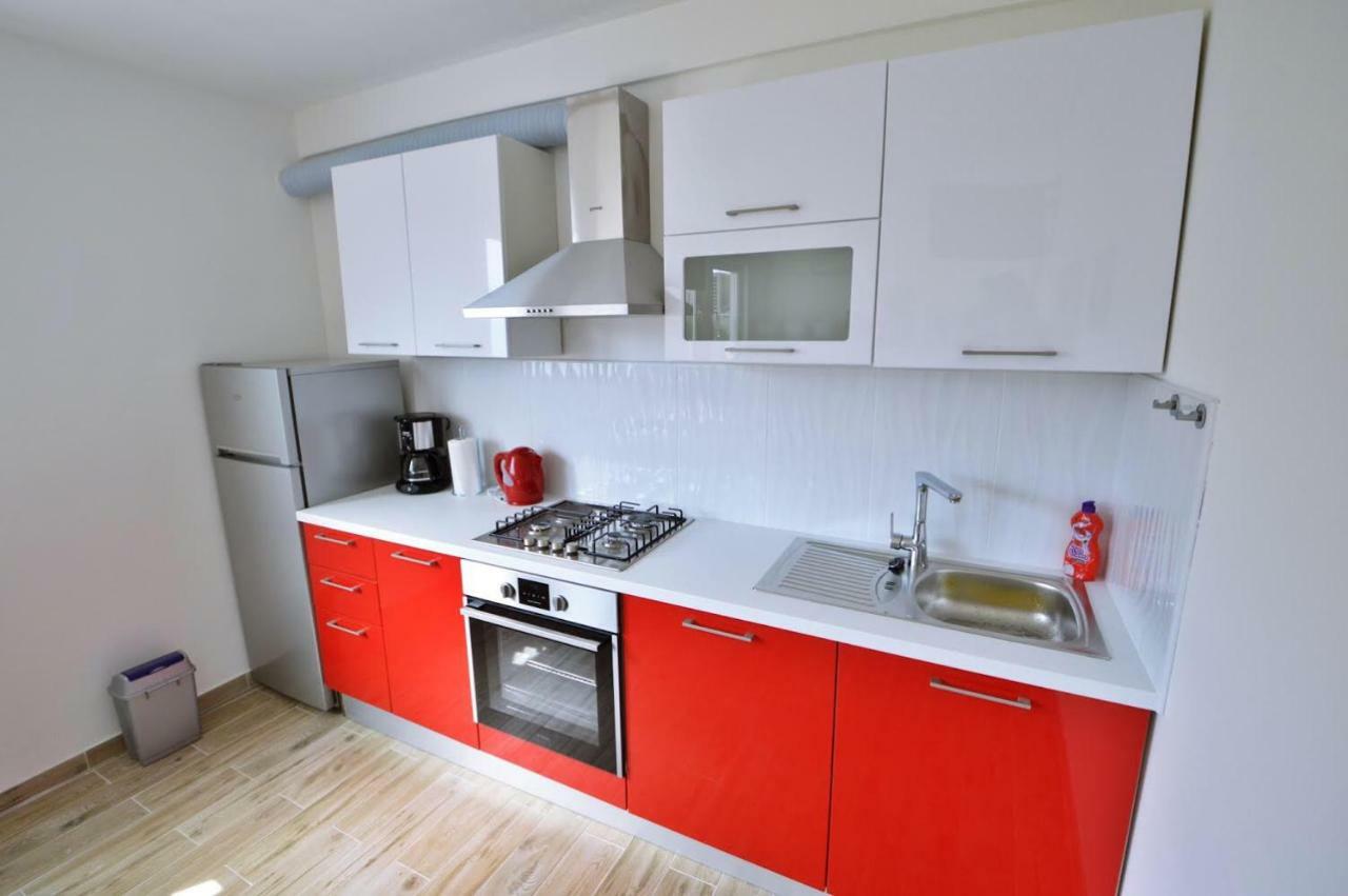 Apartman Martina Betina  Buitenkant foto