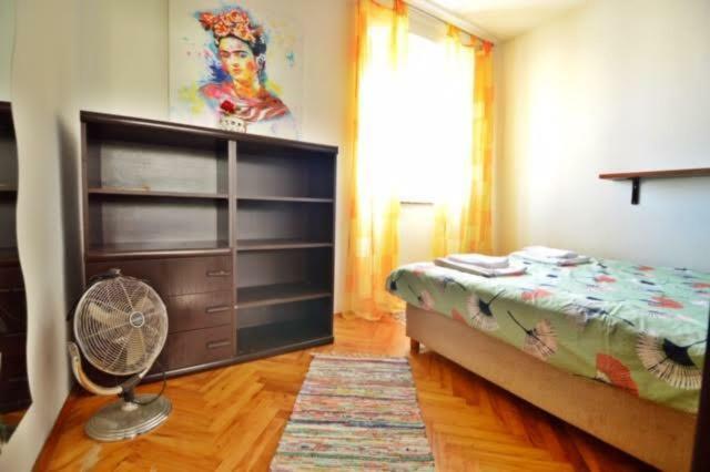 Apartman Martina Betina  Buitenkant foto