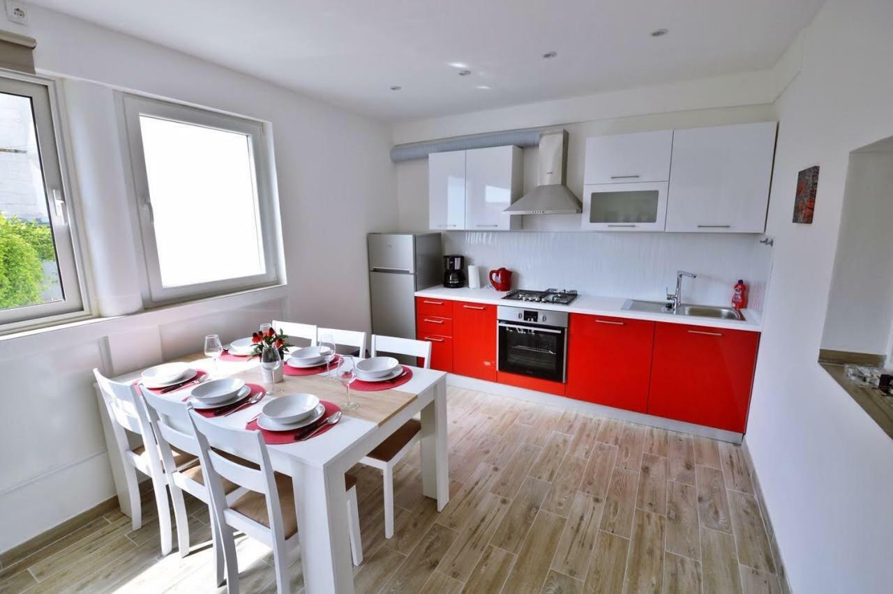 Apartman Martina Betina  Buitenkant foto