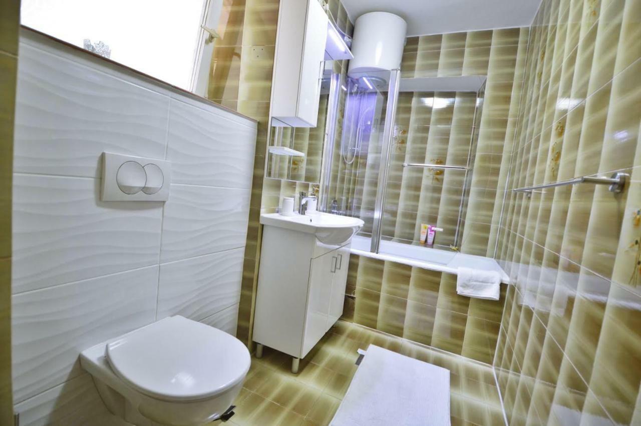 Apartman Martina Betina  Buitenkant foto
