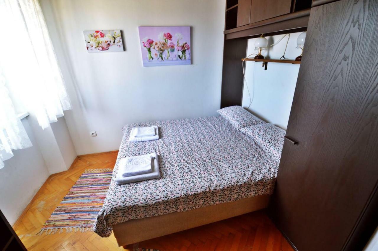 Apartman Martina Betina  Buitenkant foto