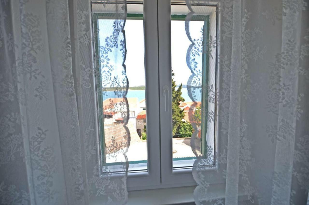 Apartman Martina Betina  Buitenkant foto