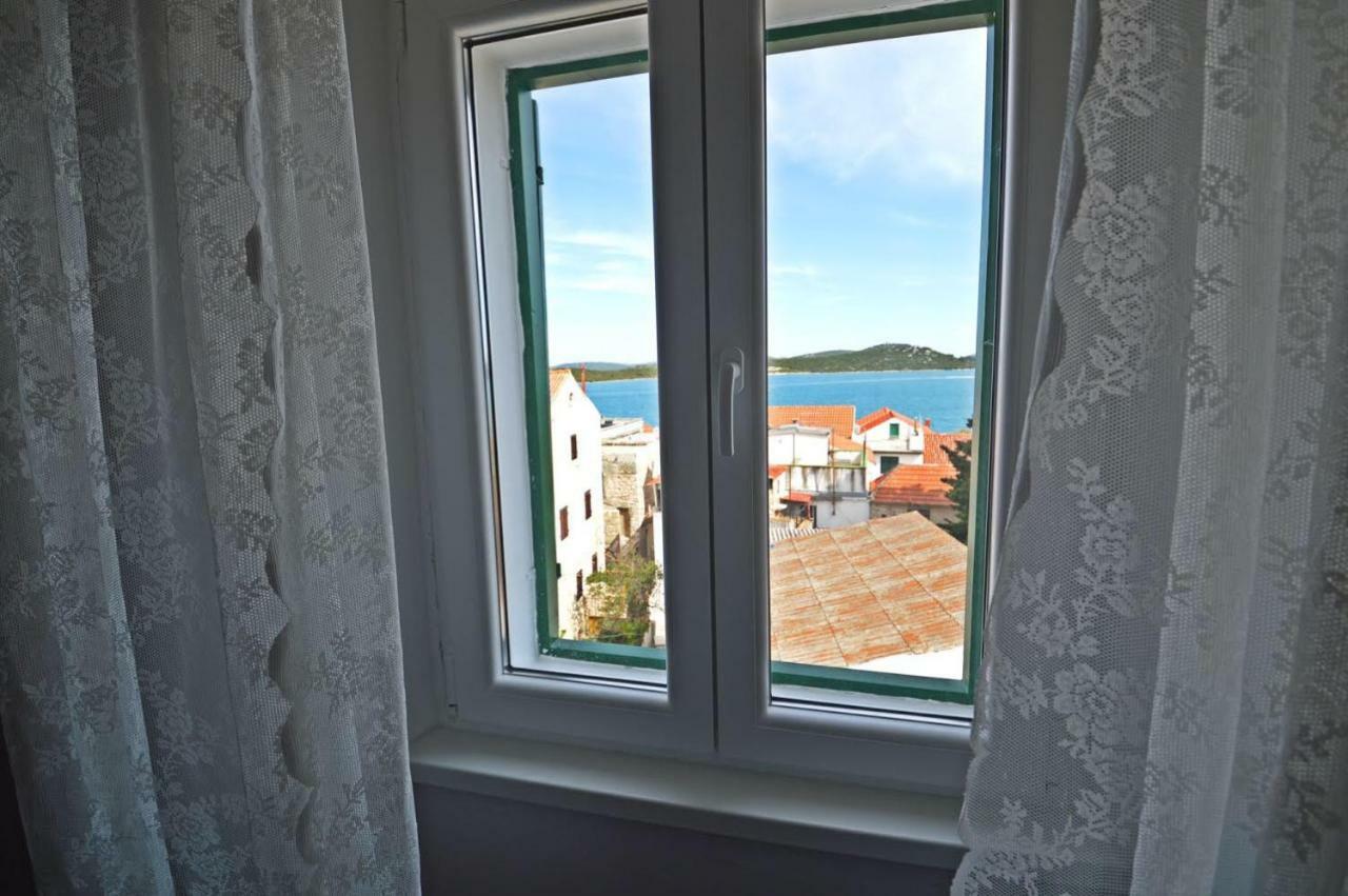 Apartman Martina Betina  Buitenkant foto