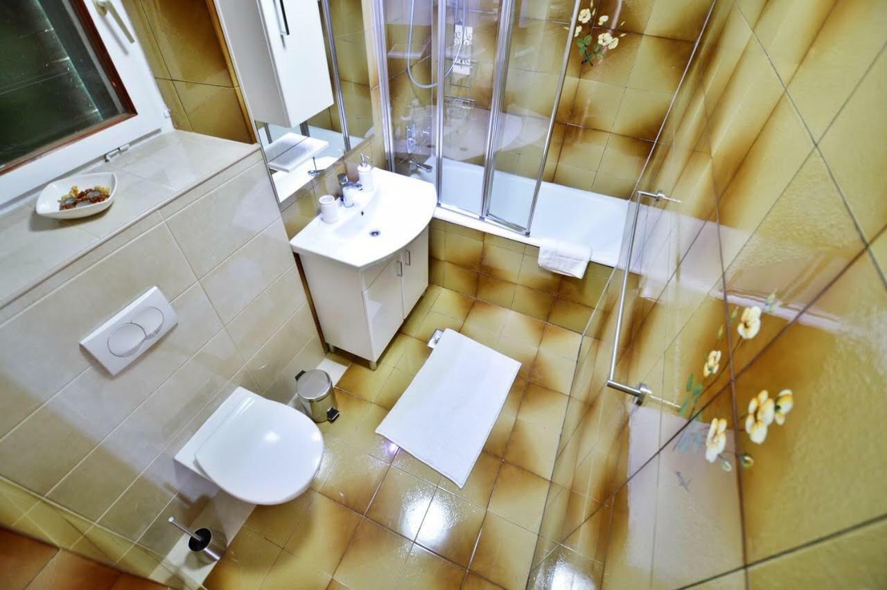 Apartman Martina Betina  Buitenkant foto